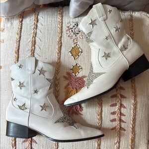 White Star-Embellished Western Boots